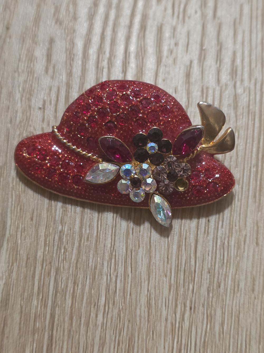 Vintage Red Glitter Hat Brooch with Crystal Floral Accent - Picture 3 of 3